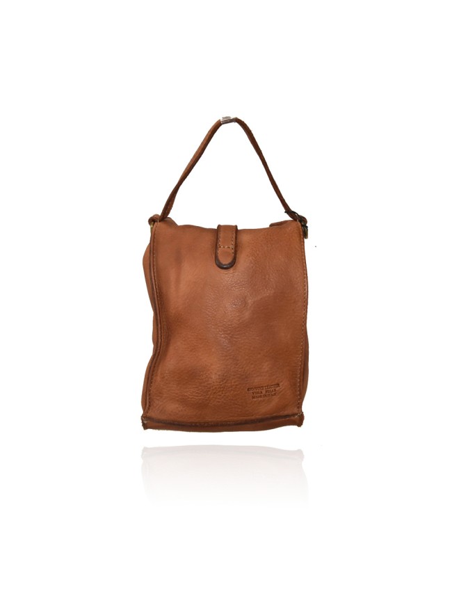 Woman vintage leather mobile pochette...