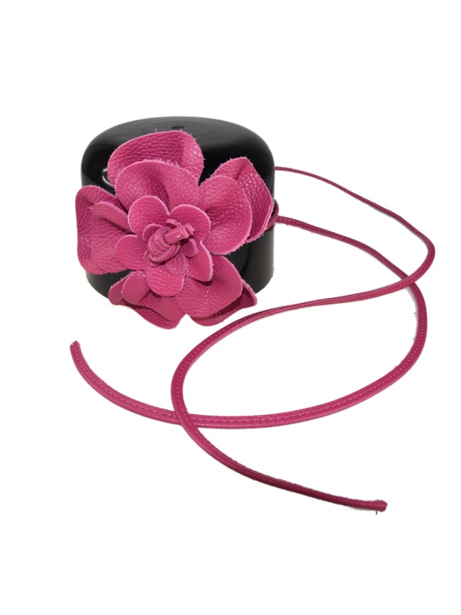 Cintura donna in pelle a forma di...