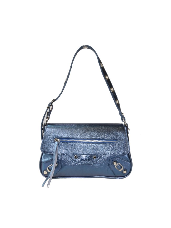 Woman leather shoulder bag with studs...