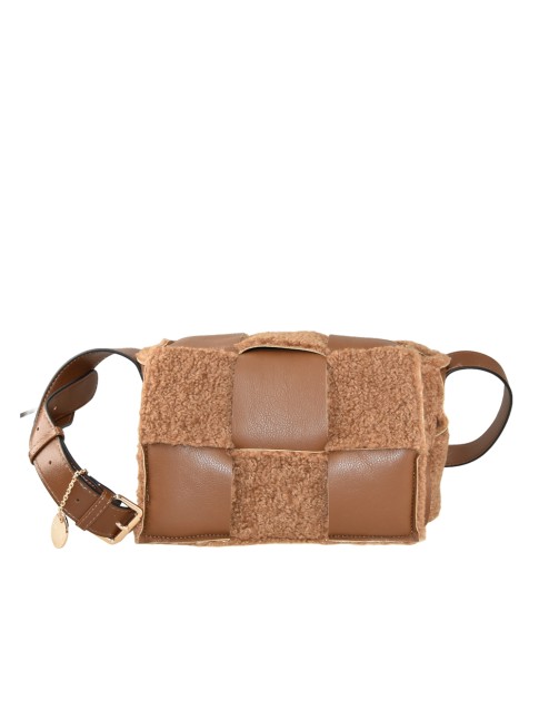Eco-leather & fur shoulder...