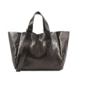 Borsa donna a spalla in ecopelle con tracolla - PF912