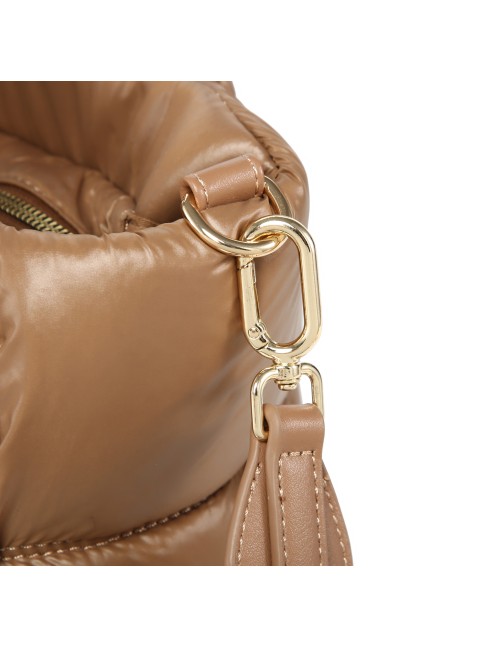 Woman textile quilted bag... 2