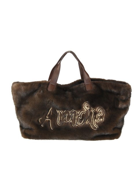 Woman synthetic fur...