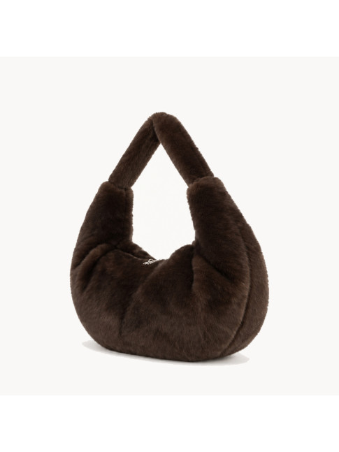 Woman synthetic fur... 2