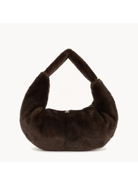 Woman synthetic fur...